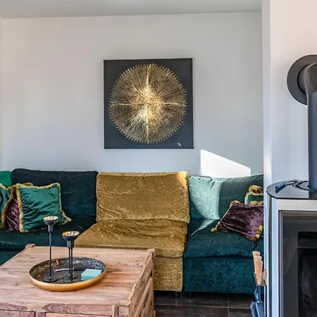 펜션 Stunning In With 3 Bedrooms And Wifi *