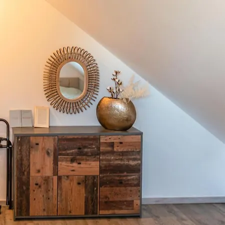 Stunning In With 3 Bedrooms And Wifi
